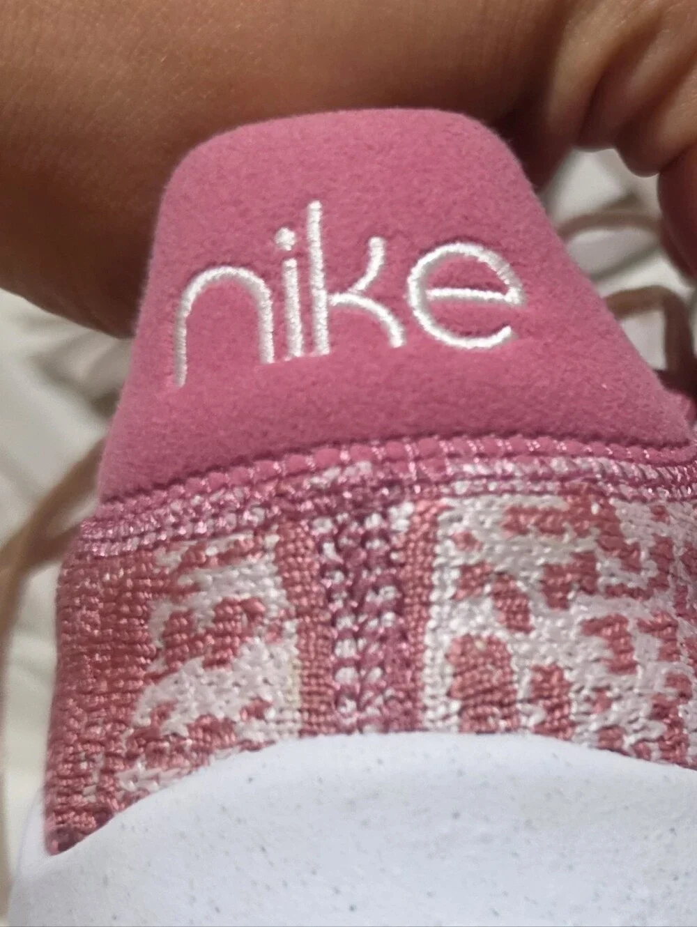 Nike Pink Patterned Running Shoes WOMENS 9